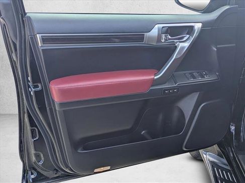 Used 2023 Lexus GX 460 Premium image 13