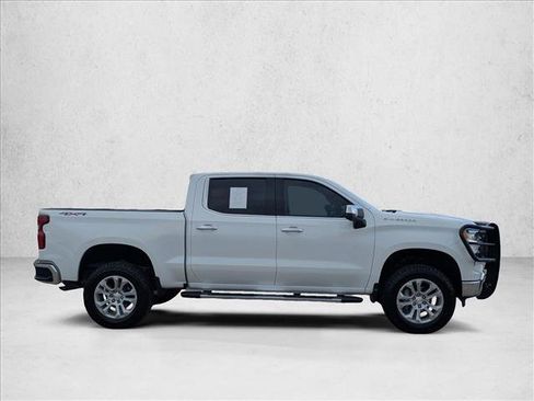 Used 2023 Chevrolet Silverado 1500 LTZ w/ LTZ Convenience Package II AWD/4WD image 4