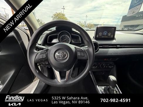 Used 2017 Toyota Yaris iA FWD image 9
