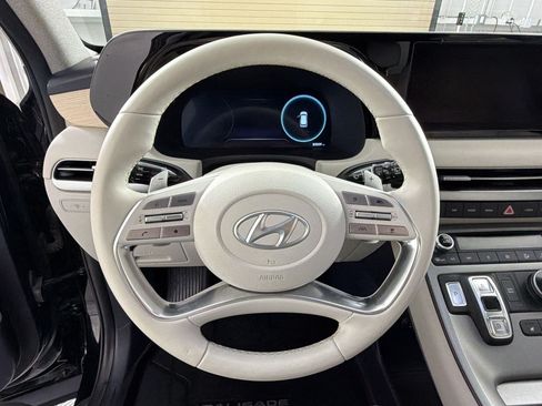 Used 2023 Hyundai Palisade Limited FWD image 11