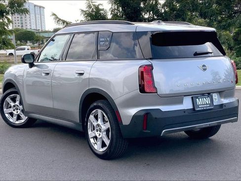 Certified 2025 MINI Cooper Countryman S w/ Comfort Package Max image 13