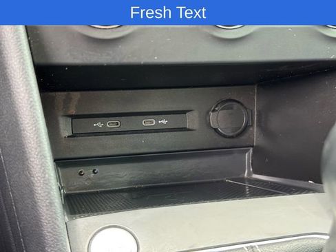 Certified 2022 Volkswagen Taos SE image 24