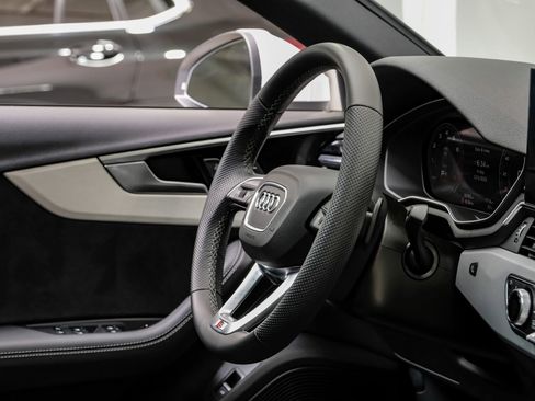 Used 2024 Audi A4 2.0T Premium Plus w/ Premium Plus Package image 18