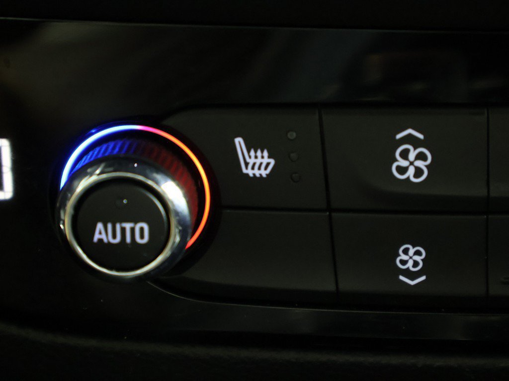 Used 2023 Buick Enclave Essence w/ Experience Buick Package AWD/4WD image 48