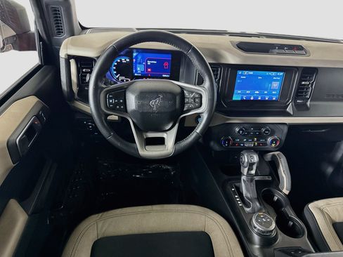 Used 2022 Ford Bronco Big Bend AWD/4WD image 17