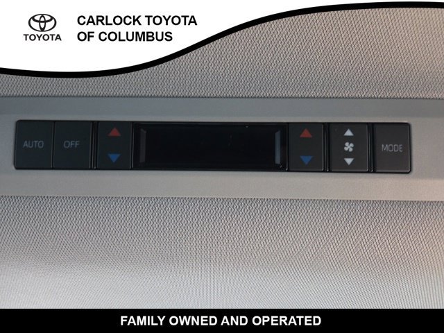 Used 2026 Toyota Sienna XLE FWD image 21