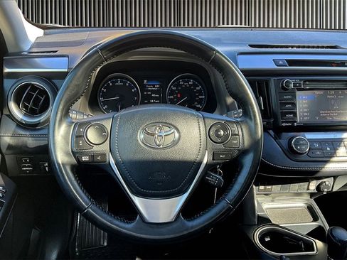 Used 2017 Toyota RAV4 XLE image 5