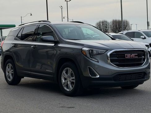 Used 2020 GMC Terrain SLE w/ Driver Convenience Package FWD image 13