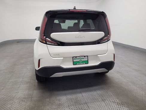 Used 2025 Kia Soul LX image 6