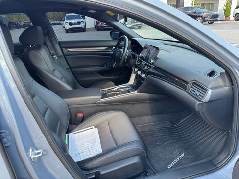 Used 2022 Honda Accord Sport image 32