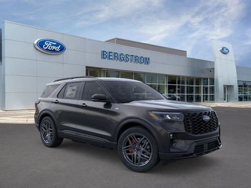New 2026 Ford Explorer ST-Line w/ ST-Line Street Pack image 7