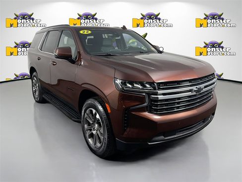 Used 2022 Chevrolet Tahoe LT image 3