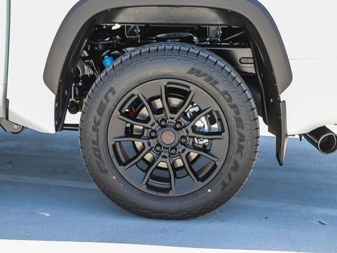 New 2026 Toyota Tundra Limited AWD/4WD image 11