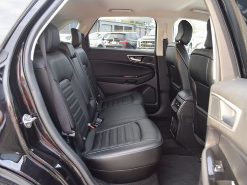 Used 2019 Ford Edge SEL w/ Equipment Group 201A image 22