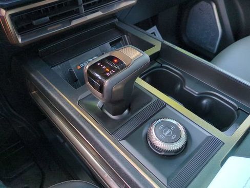 Used 2024 GMC Hummer EV 2X AWD/4WD image 15