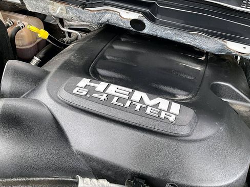 Used 2017 RAM 2500 SLT AWD/4WD image 33