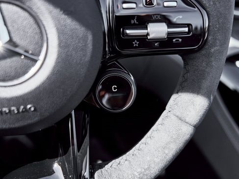 Used 2020 Mercedes-Benz AMG GT R image 64