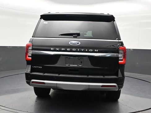 Used 2023 Ford Expedition Limited RWD image 4