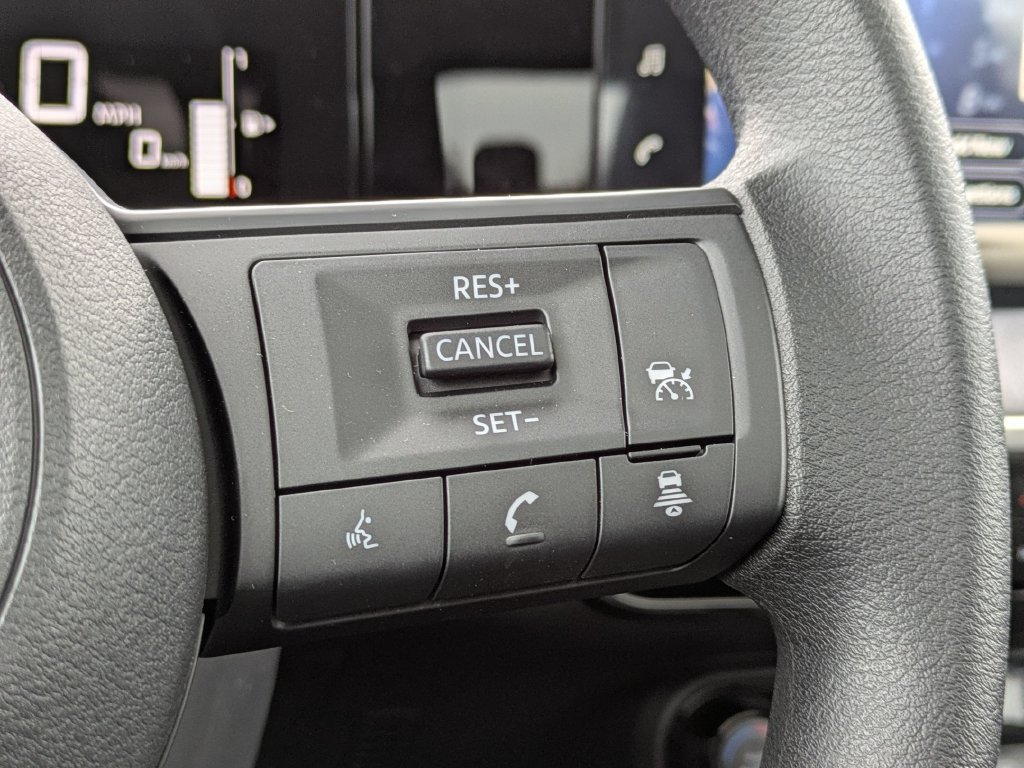 Used 2026 Nissan Kicks SV w/ SV Premium Package AWD/4WD image 19