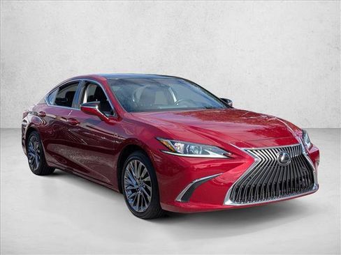 Used 2019 Lexus ES 350 w/ Luxury Package image 3
