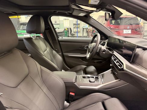 Used 2024 BMW 330i xDrive Sedan w/ Premium Package AWD/4WD image 29