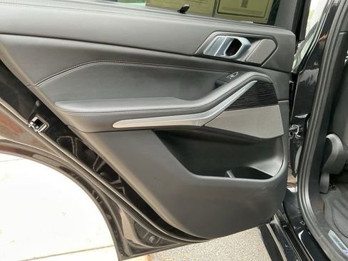 Used 2024 BMW X5 xDrive40i w/ Executive Package AWD/4WD image 28
