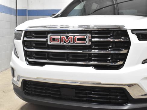 Used 2026 GMC Acadia Elevation w/ Elevation Premium Package FWD image 31