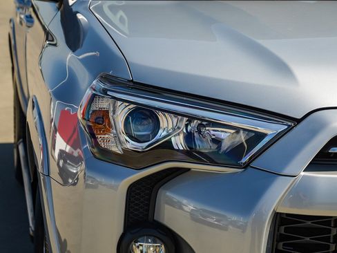 Certified 2023 Toyota 4Runner SR5 RWD image 9