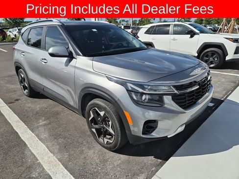 Used 2025 Kia Seltos S FWD image 2