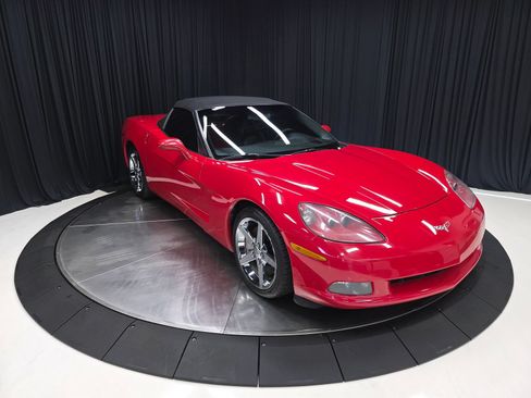 Used 2007 Chevrolet Corvette Convertible w/ Preferred Equipment Group RWD image 7