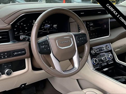 Used 2023 GMC Yukon Denali AWD/4WD image 5