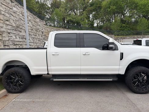 Used 2020 Ford F250 Lariat w/ Lariat Ultimate Package image 5