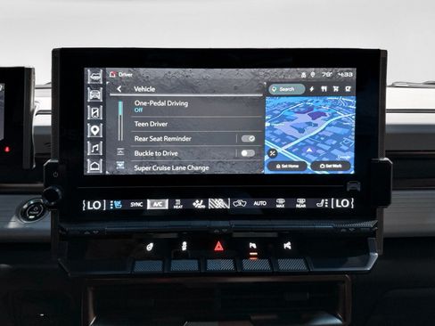 Used 2025 GMC Hummer EV 3X AWD/4WD image 11