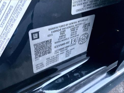 Used 2021 GMC Sierra 3500 Denali w/ Denali Ultimate Package image 36