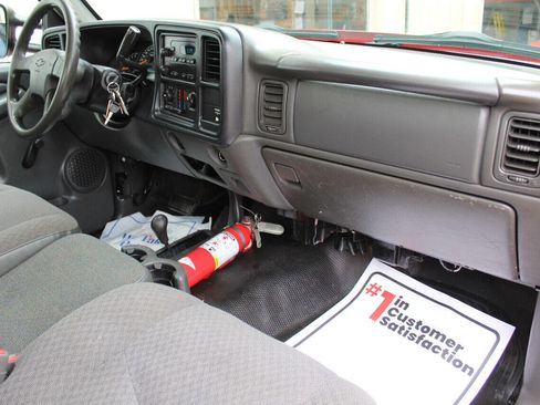 Used 2005 Chevrolet Silverado 3500 4x4 Regular Cab image 20