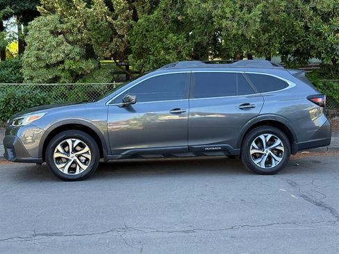 Used 2020 Subaru Outback Limited AWD/4WD image 2