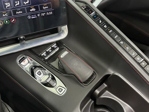 Used 2021 Chevrolet Corvette Stingray Premium Cpe w/ Z51 Performance Package image 20