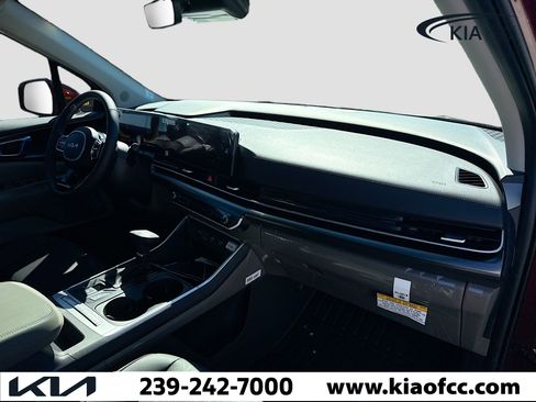 New 2026 Kia Carnival image 13