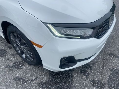 New 2026 Honda Odyssey Touring image 24