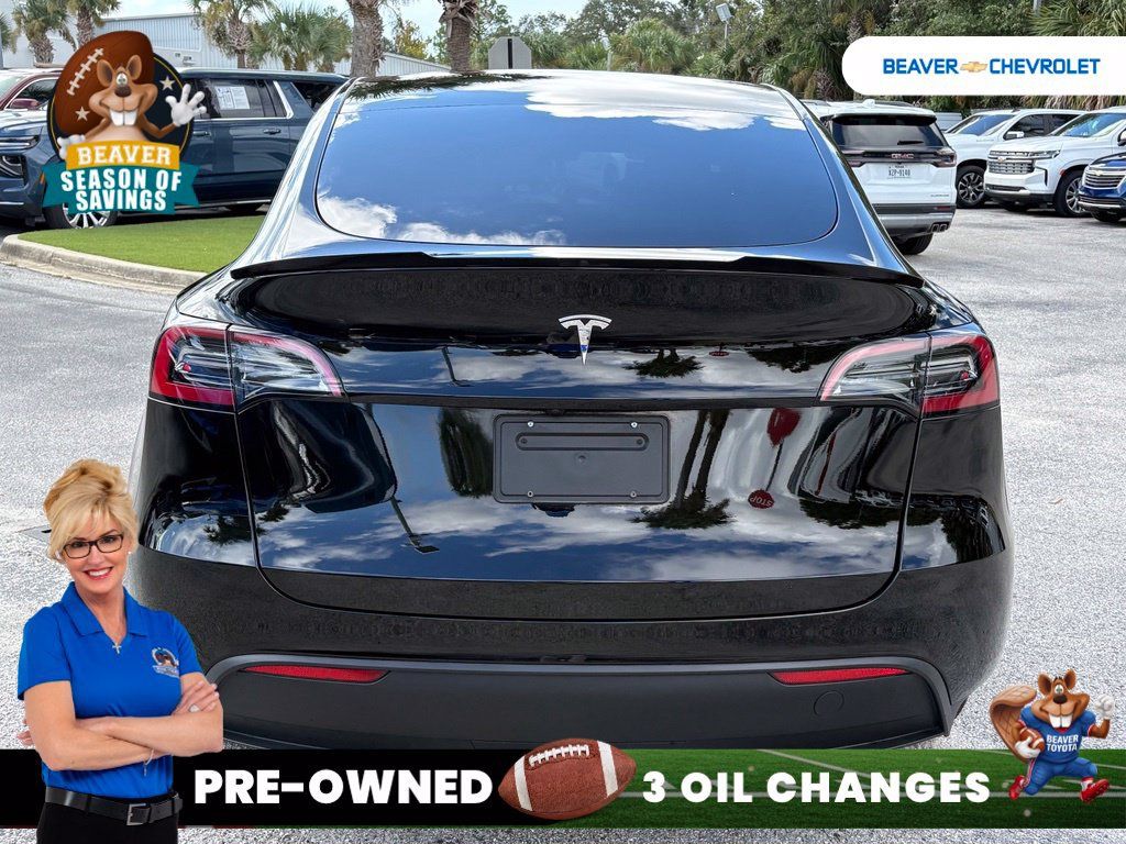 Used 2025 Tesla Model Y Long Range RWD image 6