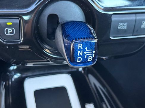Used 2016 Toyota Prius Four FWD image 21