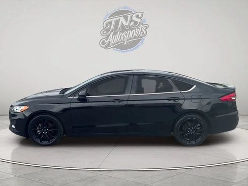 Used 2020 Ford Fusion SE w/ Equipment Group 151A FWD image 6