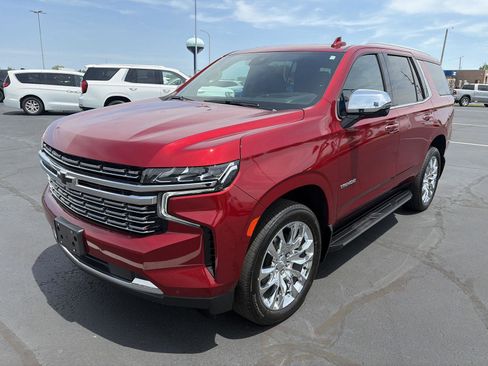 Used 2024 Chevrolet Tahoe Premier AWD/4WD image 10