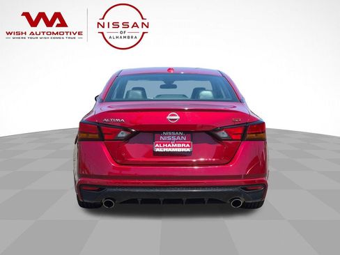 Certified 2024 Nissan Altima 2.5 SR FWD image 6