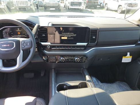 New 2025 GMC Sierra 2500 SLT w/ SLT Premium Package image 16