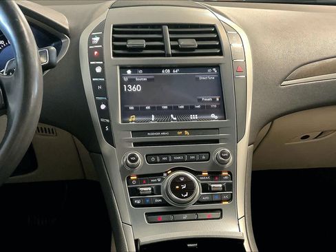 Used 2018 Lincoln MKZ Select w/ Climate Package image 6