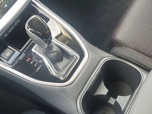 Used 2025 Subaru Outback Premium w/ Popular Package #1A image 30