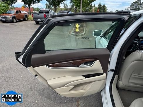 Used 2016 Cadillac XTS Premium w/ Driver Assist Package FWD image 10