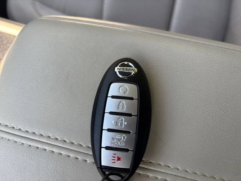 Used 2025 Nissan Altima 2.5 SV FWD image 18