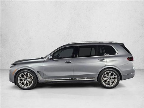 Used 2023 BMW X7 xDrive40i w/ Executive Package image 9